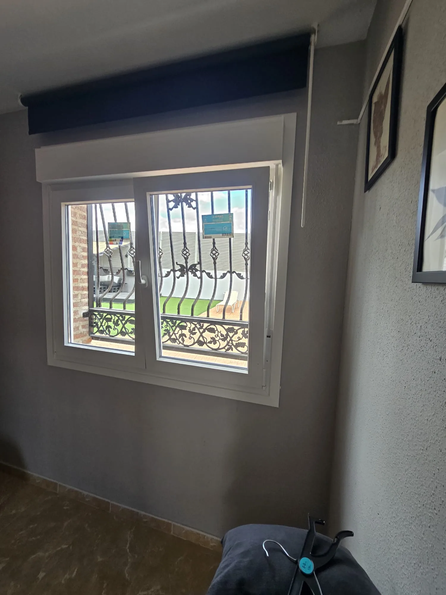 Instalación de ventanas de PVC y aluminio de alta eficiencia térmica - ven 25